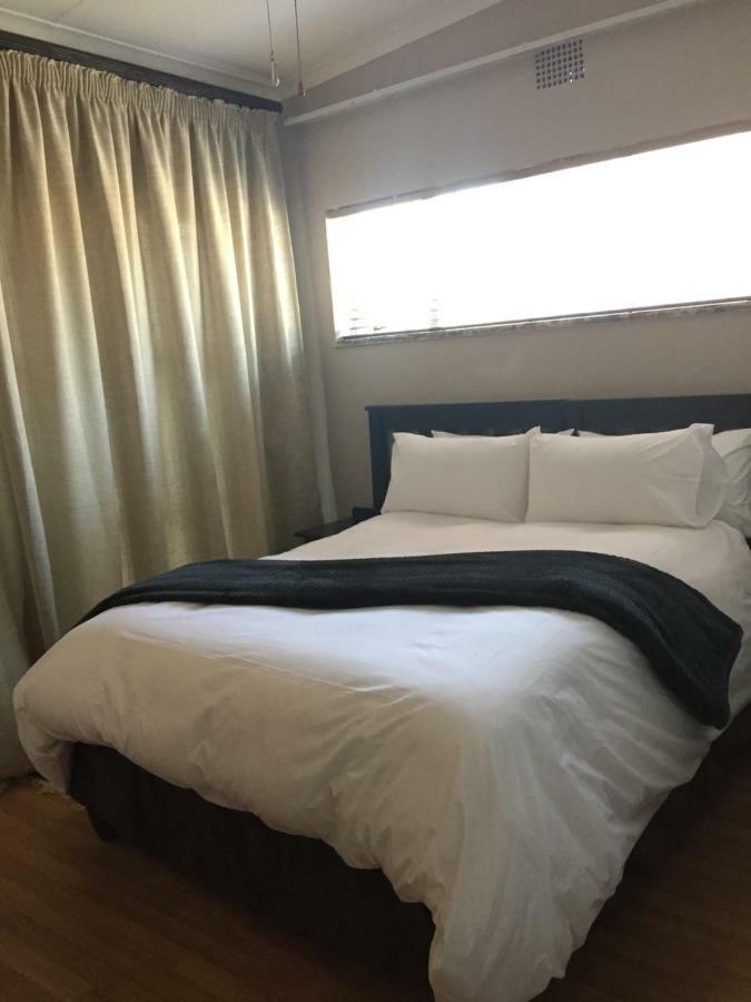 African Kingdom Guest House Boksburg Bagian luar foto