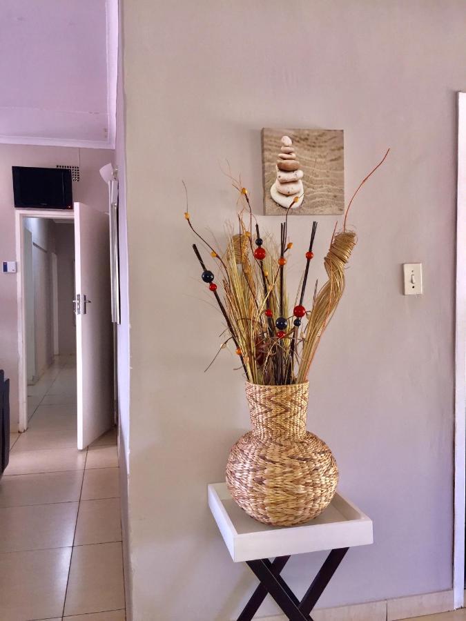 African Kingdom Guest House Boksburg Bagian luar foto