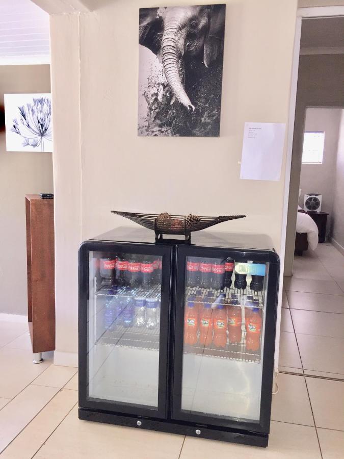 African Kingdom Guest House Boksburg Bagian luar foto